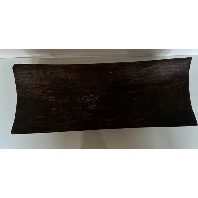 Vintage African Hand Carved Wood Dish on Four Peg Feet For Sale In Chicago - Image 6 of 10