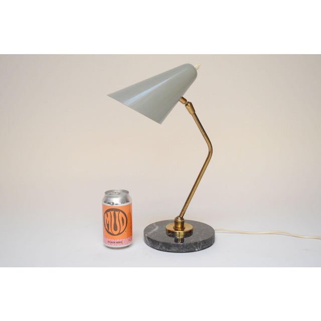 Italian Modern Brass, Metal, and Black Marble Table Lamp by Luci Milano For Sale In New York - Image 6 of 12