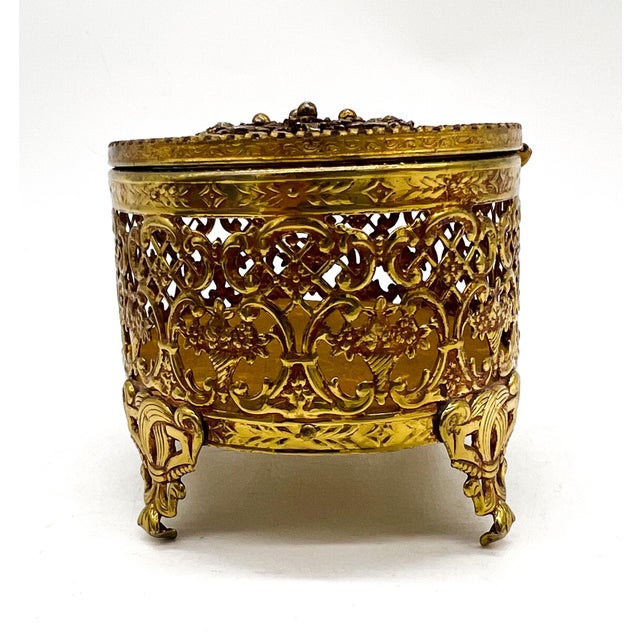 Vintage Gilt Ormolu Jewelry Casket With Beveled Glass Lid – French Regency / Hollywood Regency For Sale - Image 11 of 15