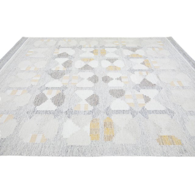 Contemporary Gray Modern Geometric Swedish Style Wool Rug For Sale - Image 3 of 7
