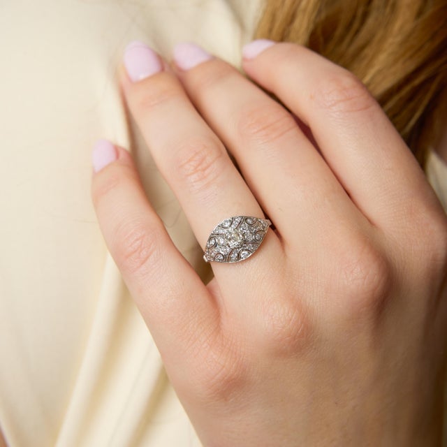 1920s 1920s Art Deco Inspired Diamond Filigree Platinum Ring, Size 6.25 For Sale - Image 5 of 7