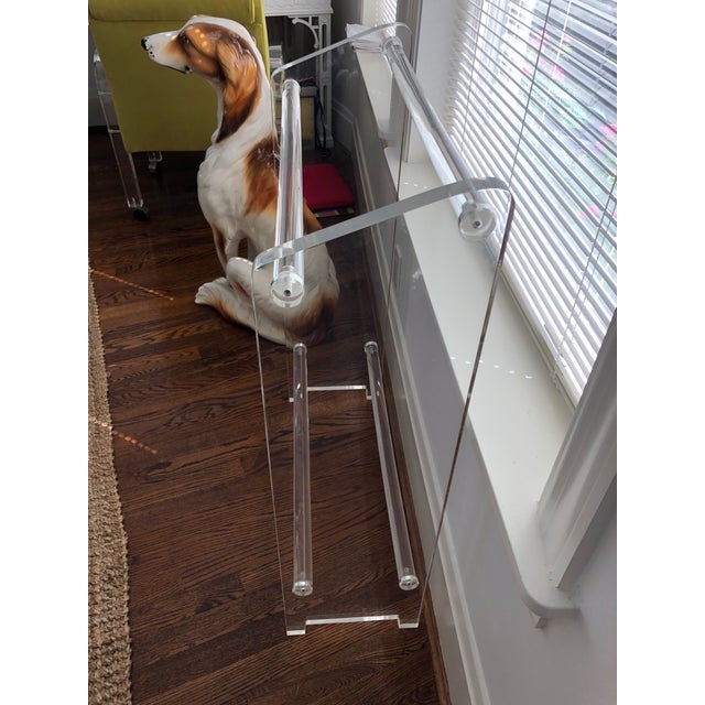 Mid-Century Modern Mid-Century Lucite Blanket Stand or Towel Rack For Sale - Image 3 of 5
