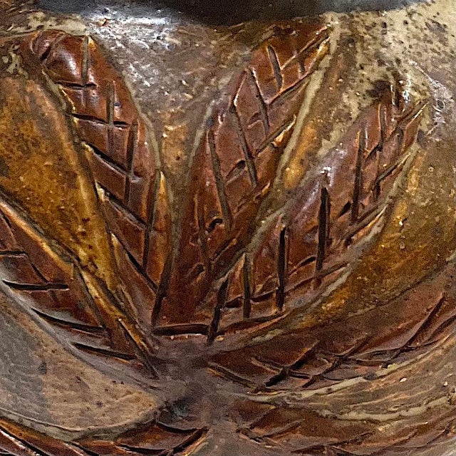 Brown South African KwaZulu-Natal - 1970's Rorke's Drift Pottery Vase by Mirriam Rhumalo For Sale - Image 8 of 16