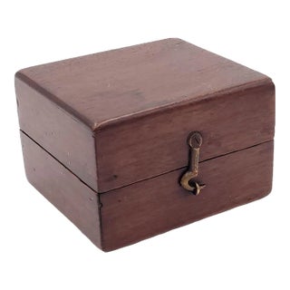 Victorian Small Mahogany Box, u.k. Circa 1860 For Sale