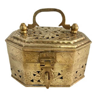 Mid 20th Century Brass Chinoiserie Pierced Floral Cricket Box For Sale