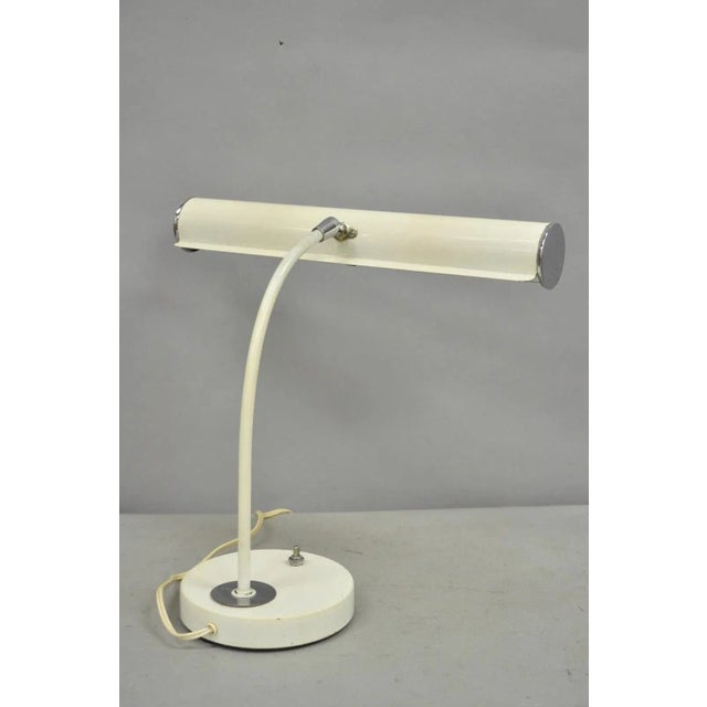 Mid-Century Modern Vintage Mid Century Modern White Enamel Metal Arch Desk Lamp W/ Chrome Accents For Sale - Image 3 of 12