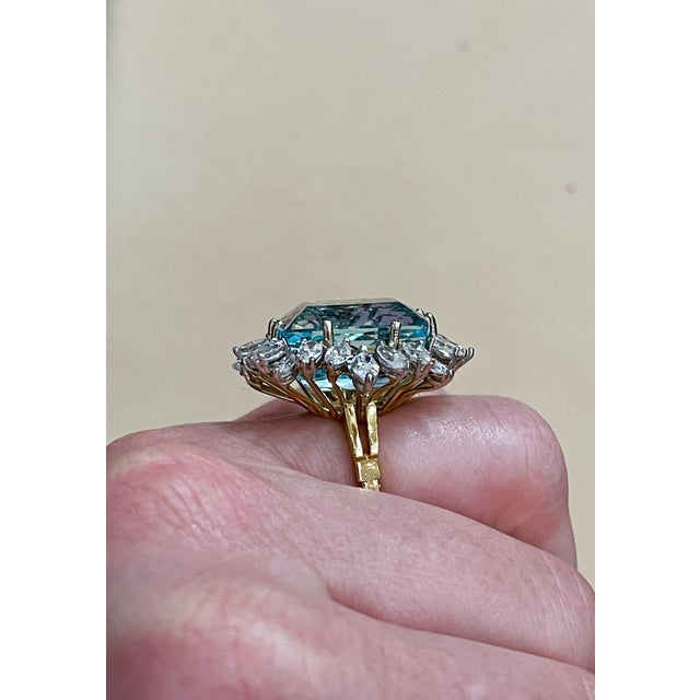 28 Carat Natural Aquamarine and Diamond Cocktail Ring 18 Karat Gold Adjustable For Sale - Image 10 of 18