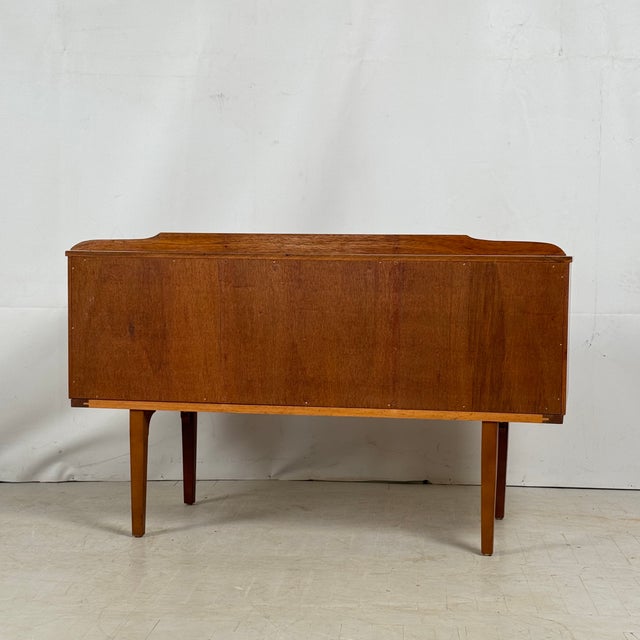 Austinsuite Teak Sideboard, 1960s For Sale - Image 4 of 11