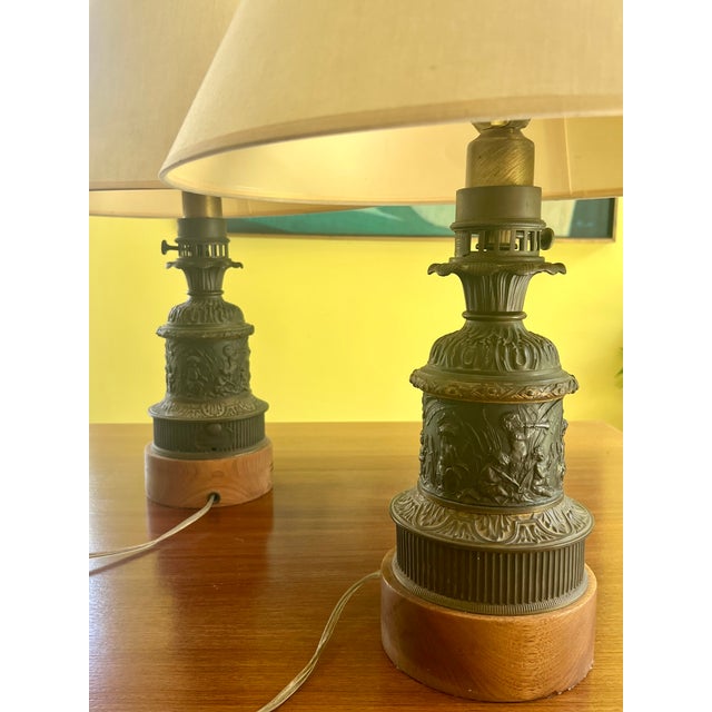 19th Century Bronze Gagneau d'Enghien 25, Paris Oil Lamps - a Pair Converted to Electricity For Sale - Image 13 of 18