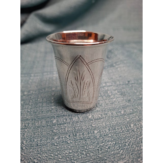 Metal Early 20th Century 84 Zolotnik Silver Kiddush Cups Israel Zakhoder and Heirs - Set of 3 For Sale - Image 7 of 18