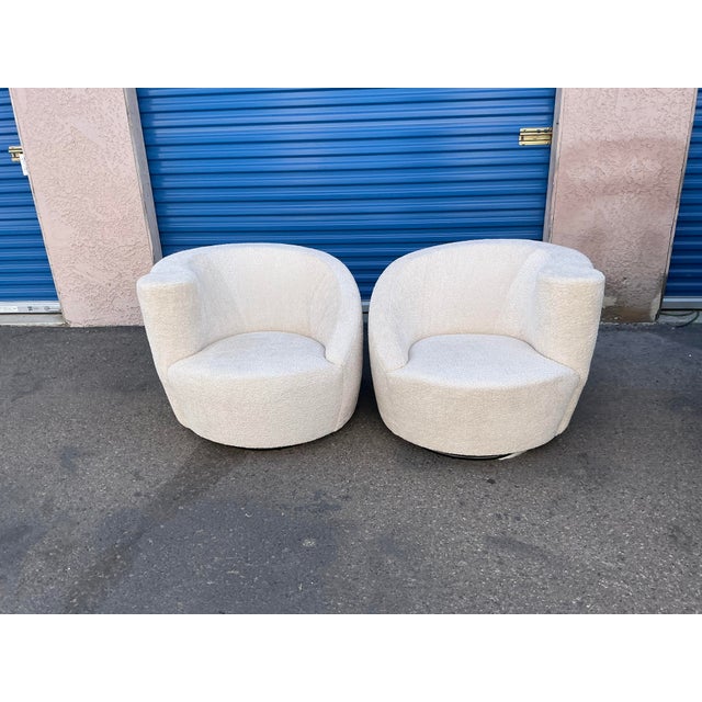 Vintage Vladimir Kagan Nautilus Swivel Lounge Chairs Boucle Fabric - Pair For Sale - Image 4 of 16