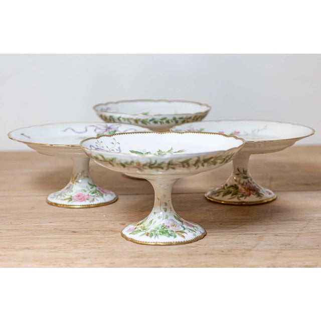 White Mid 20th Century English Porcelain Compotes and Plates with Floral Décor and Gilt Trim For Sale - Image 8 of 12