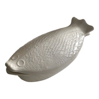 Fish Covered Casserole Baking Dish by Environmental Ceramic Inc. Of San Francisco 1966 For Sale
