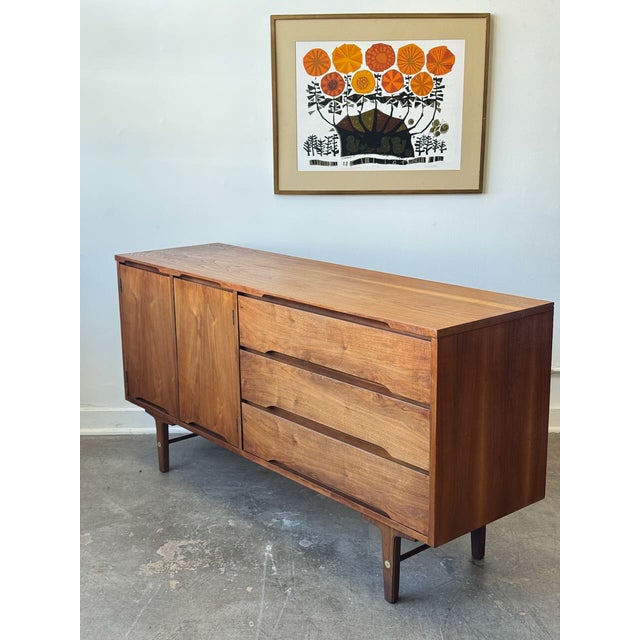 1960s Walnut Credenza by Stanley Furniture For Sale - Image 13 of 14