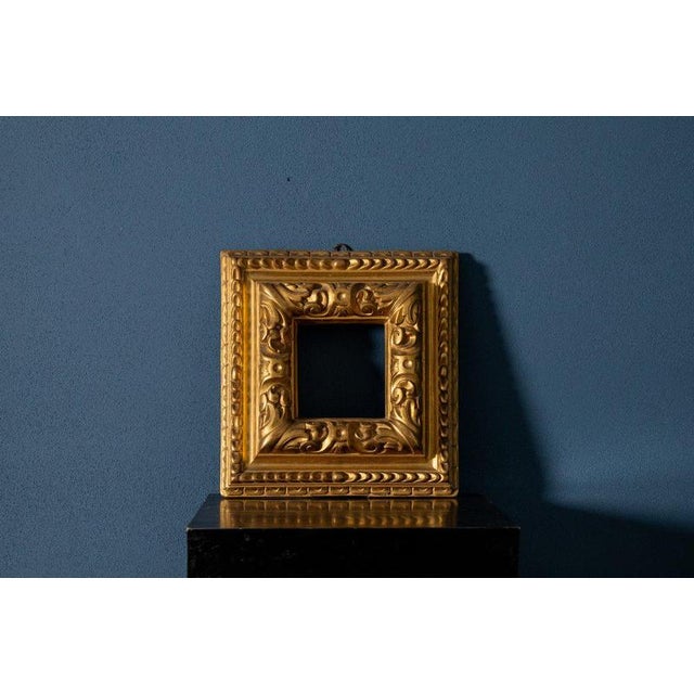 Italian Frame in Carved and Gilded Wood, 18th Century For Sale - Image 5 of 8
