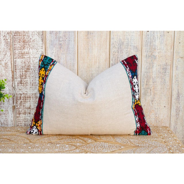Czaee Linen Tribal Border Pillow For Sale - Image 9 of 9