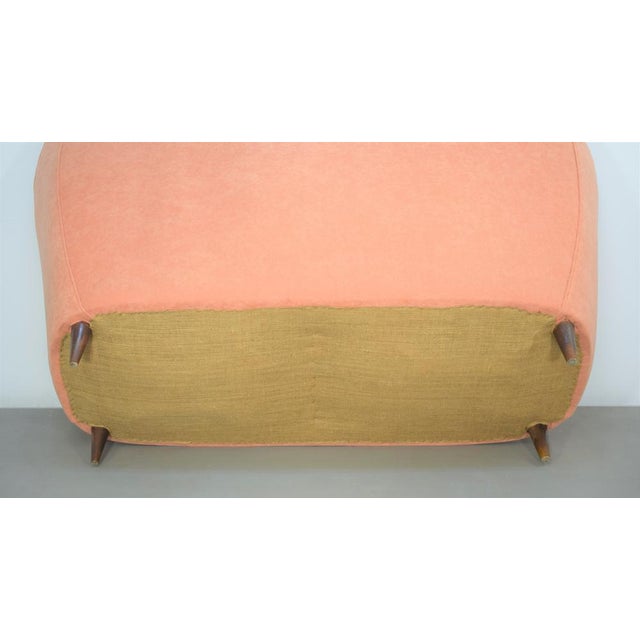 Pink Sofa in the Style of Gio Ponti for Home and Garden, Italy, 1950s For Sale - Image 8 of 16