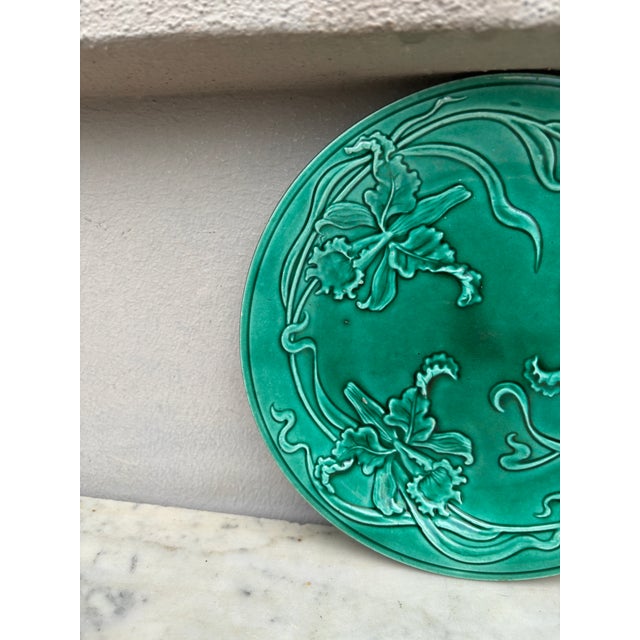 Art Nouveau 19th Century Green Majolica Orchid Plate Saint Clement For Sale - Image 3 of 4