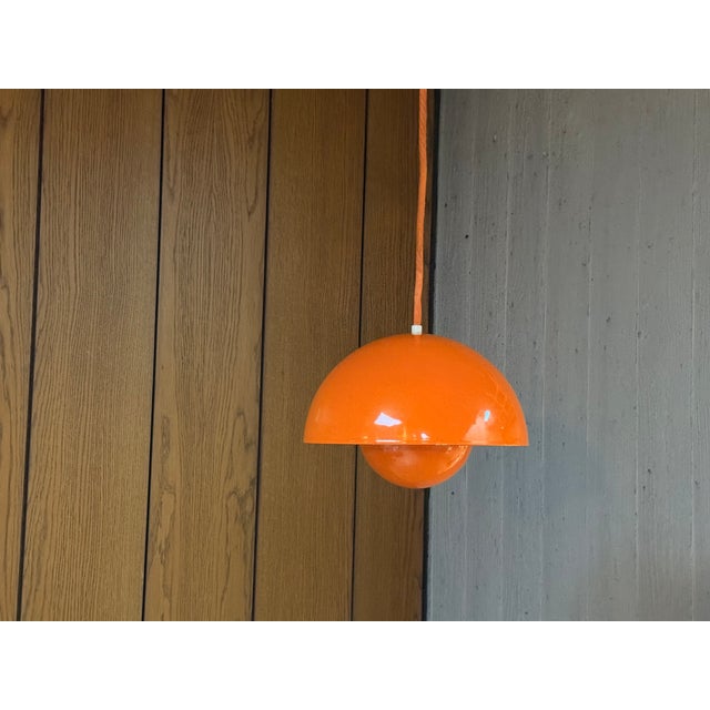 Flower Pot Pendant Lamp by Verner Panton for Louis Poulsen, Denmark, 1960s, in Very Good conditions. Designed 1960 to 1969...