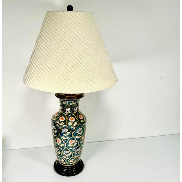 Mid 20th Century Chinoiserie Boho Chic Hollywood Regency Ceramic Flora Botanical Table Lamp, Textile Shade For Sale - Image 4 of 18