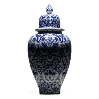 Handmade Ceramic Grand Shah Jar (60cm) Blue and White Imperial Medallion Semse Pattern Floor Vase For Sale