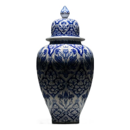 Handmade Ceramic Grand Shah Jar (60cm) Blue and White Imperial Medallion Semse Pattern Floor Vase For Sale