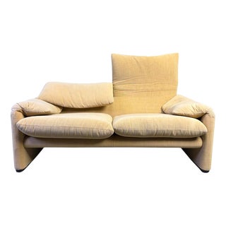 Maralunga Sofa by Vico Magistretti for Cassina, 1970 For Sale