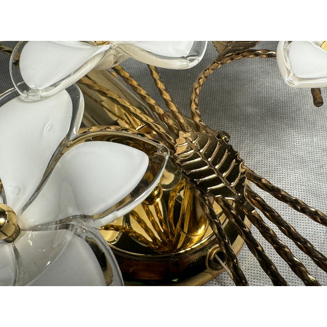 Hollywood Regency Hollywood Regency Glass Floral Wall Sconces from Gealux, 1970s, Set of 2 For Sale - Image 3 of 8