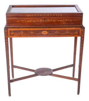 Early 20th Century Wonderful Inlaid Mahogany Vitrine