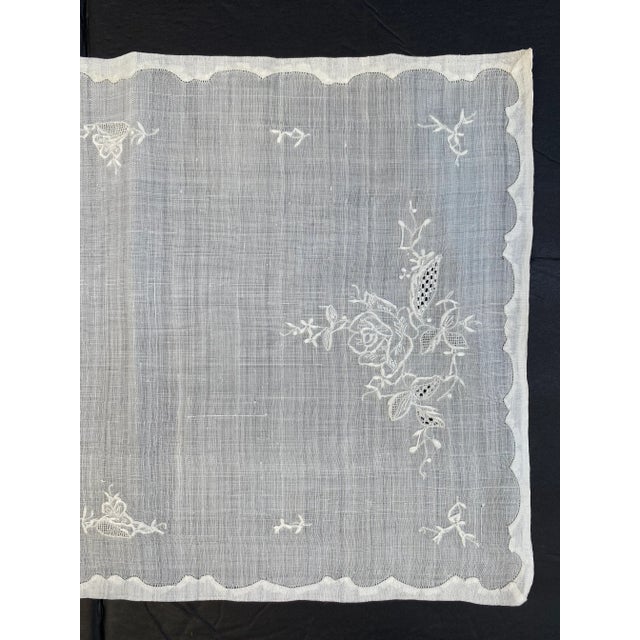 Linen Salvage et Cie Vintage Linen Rose Embroidered Crochet Placemats- Set of 15 For Sale - Image 4 of 12