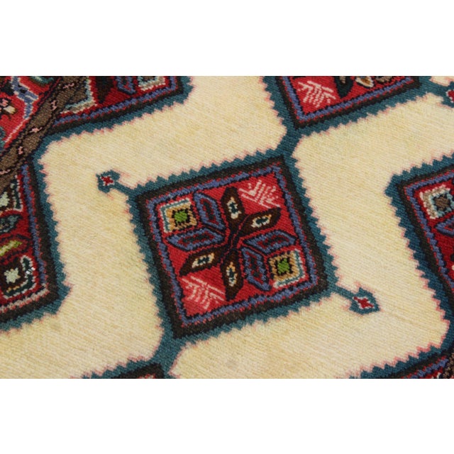 Geometric Persian Tribal Ivory/Red Wool Runner Rug- 2'6'' X 9'9'' For Sale In New York - Image 6 of 10