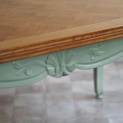 Louis XV Style Extendable Table in Oak with Herringbone Pattern For Sale - Image 10 of 10