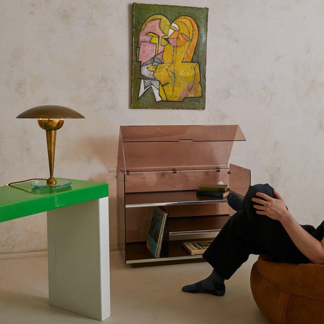 This 1980s Italian console table captures the graphic spirit of postmodernism. Constructed entirely from powder-coated...