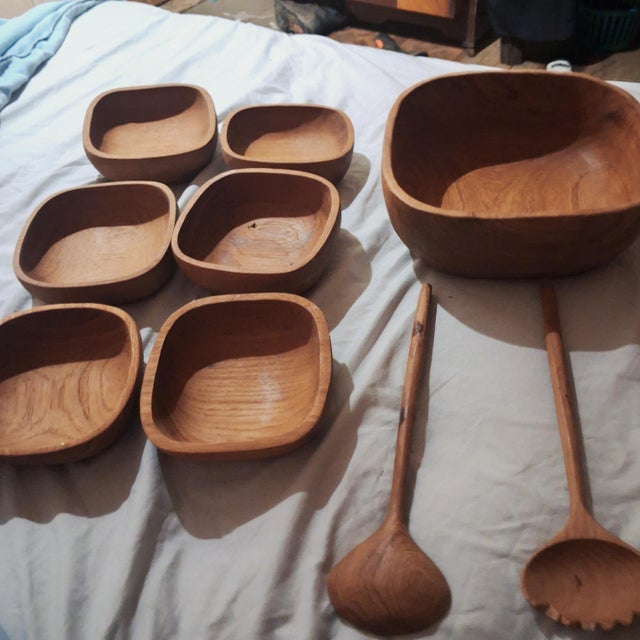 Wood 1960s Mid-Century Modern Teak Wood Salad Bowl Set - 9 pcs Hand Carved Thailand For Sale - Image 7 of 7