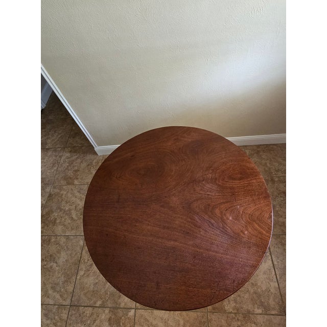 Traditional Antique English Regency Mahogany Round Tilt Table, 18th Century For Sale - Image 3 of 12