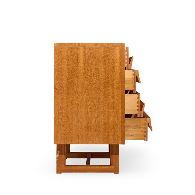 Brown Saltman Paul Laszlo for Brown Saltman Mid Century Chest of Drawers Dresser - Pair For Sale - Image 4 of 12