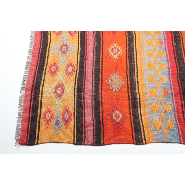 Tribal Vintage Handwoven Kilim Rug - 9'3x5'1 For Sale - Image 12 of 13