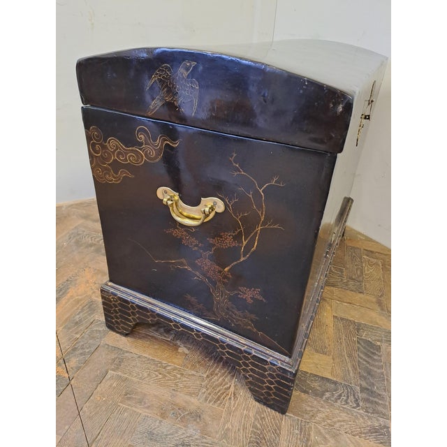 1900 - 1909 Japanese Black Lacquered Chest on Stand, 1900 For Sale - Image 5 of 13