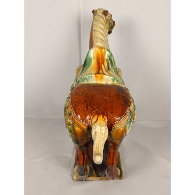 Large Chinese Sancai Glazed Pottery Horse in the Tang Dynasty Style For Sale In New York - Image 6 of 8