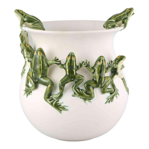 Bordallo Pinheiro Frog Dance Pot, 24 oz
