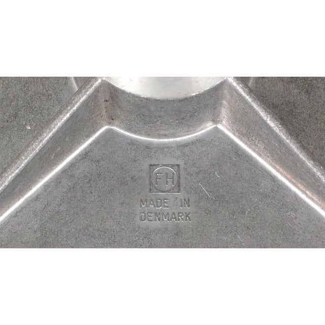 White Laminate Café Table by Arne Jacobsen for Fritz Hansen For Sale - Image 3 of 4