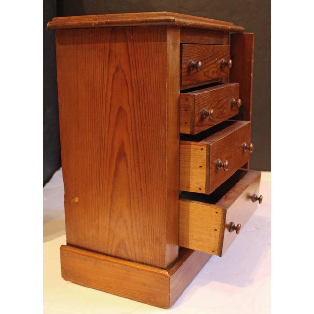 English Circa 1880s English Miniature or Child's Wellington Chest of Drawers For Sale - Image 3 of 8