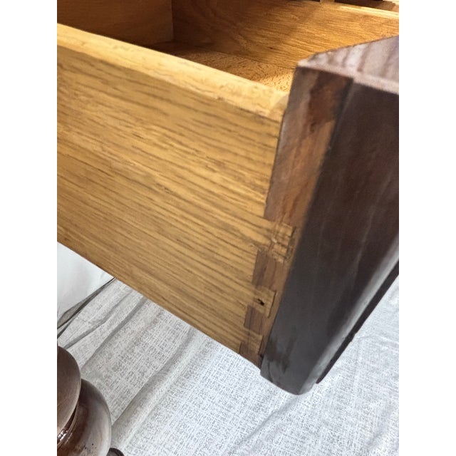 VIntage Bernhardt Belmont Victorian Style Walnut Finish Sideboard, Console For Sale - Image 10 of 12
