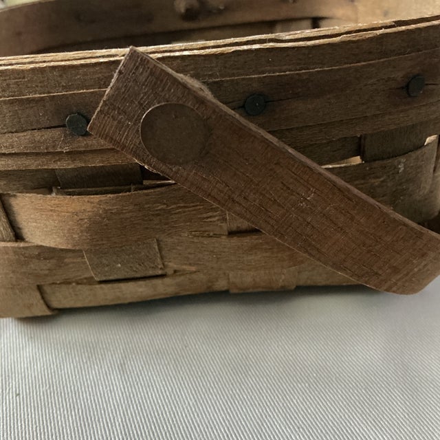 Longaberger Signed Vintage Medium Berry Basket, Hand Woven Maple Wood, 1980s For Sale - Image 12 of 18