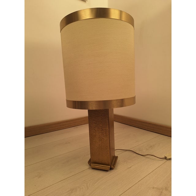 Sculpture Table Lamp in Chiseled Brass with Aluminum-Edged Lampshade, 1960s For Sale - Image 10 of 10