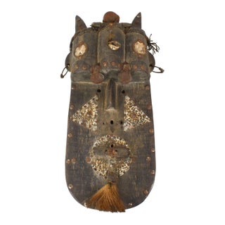 Early 20th Century Toma Wood Mask Landai Guinea For Sale