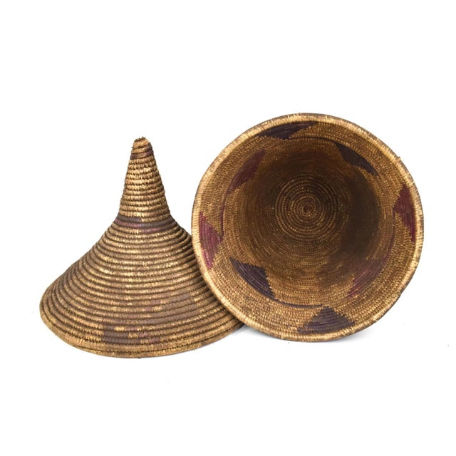 Early 20th Century Tutsi Lidded Handwoven Basket 19 Inch Rwanda For Sale - Image 4 of 7