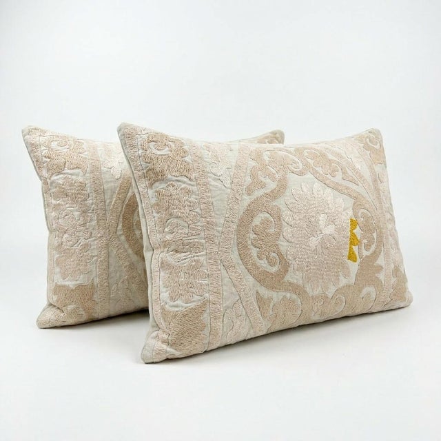 Mid-Century Modern Hand Embroidered Suzani Lumbar Pillow Cover 16'' X 22'' & 16'' X 25'' - Set of Two For Sale - Image 3 of 5