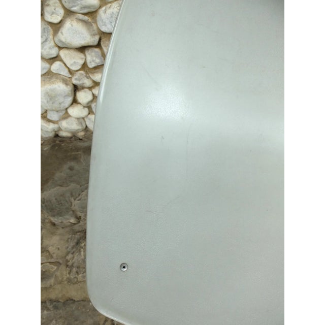 Gray Coquillage Chair by Pierre Guariche for Meurop, 1960s For Sale - Image 11 of 14