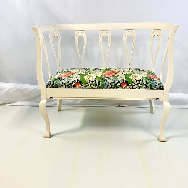 Traditional 1940s Vintage French Empire Regency Settee Bench, After Josef Frank, Newly Refurnished. For Sale - Image 3 of 18